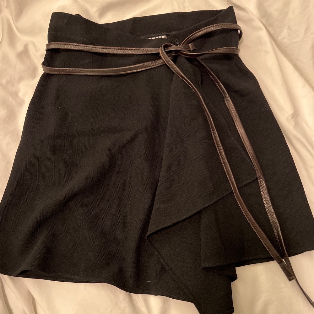 DKNY Mini Black Wool Skirt w/ Genuine Leather Brown Tie